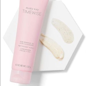 Timewise age minimize 3D 4-in-1 cleanser